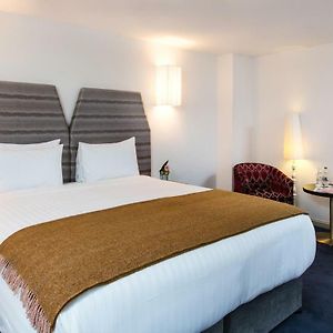 Super Deluxe Room